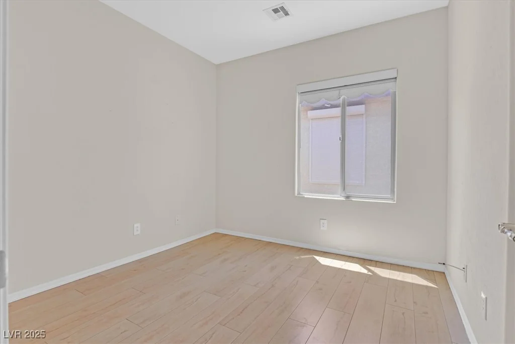 6039 TOKARA, Las Vegas, NV 89122