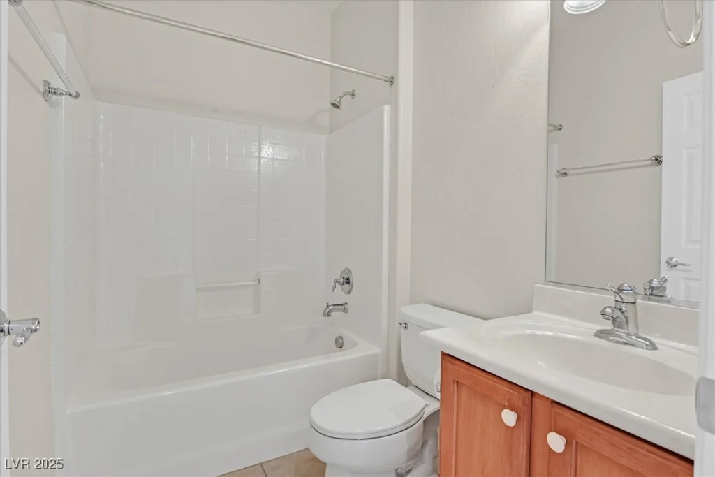 6039 TOKARA, Las Vegas, NV 89122