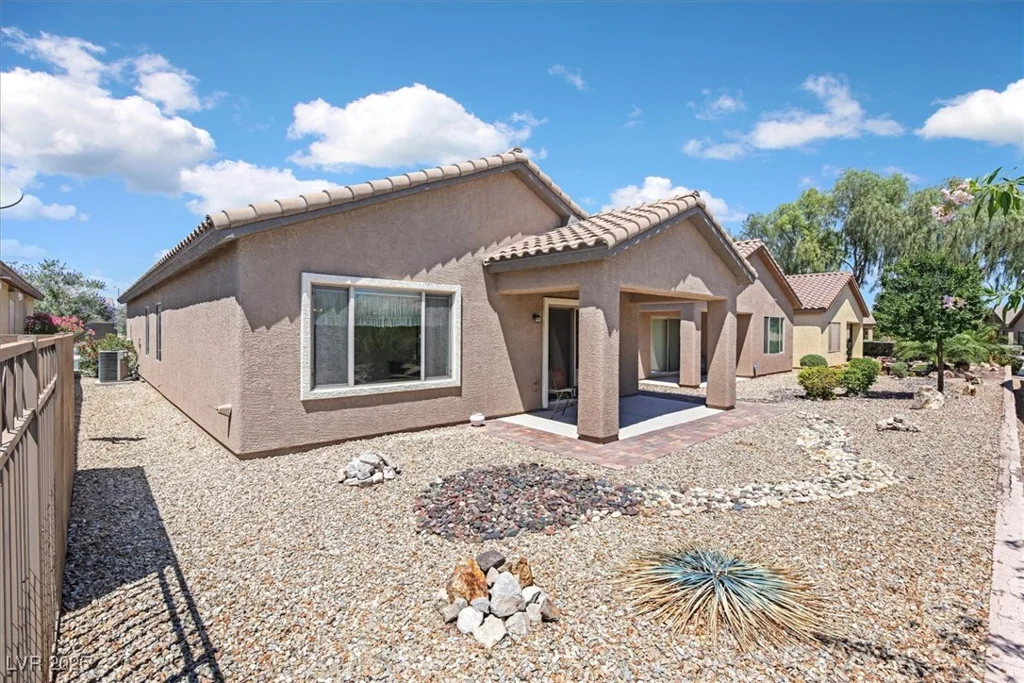 6039 TOKARA, Las Vegas, NV 89122