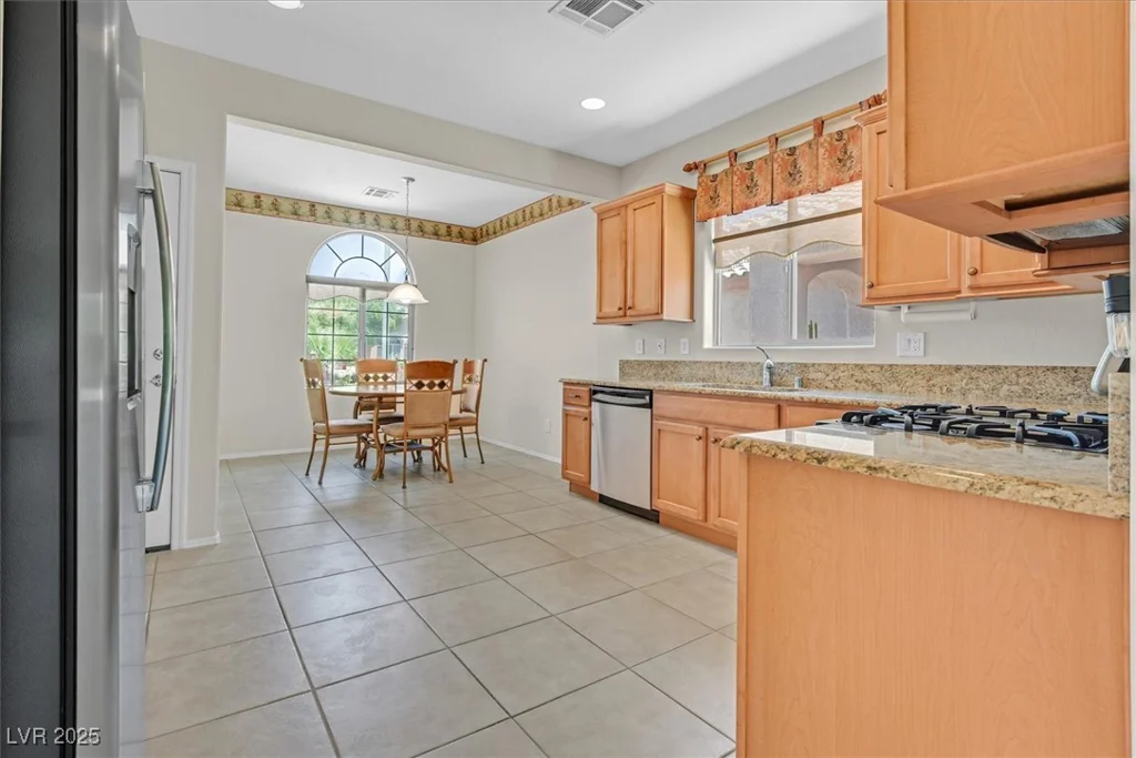 6039 TOKARA, Las Vegas, NV 89122