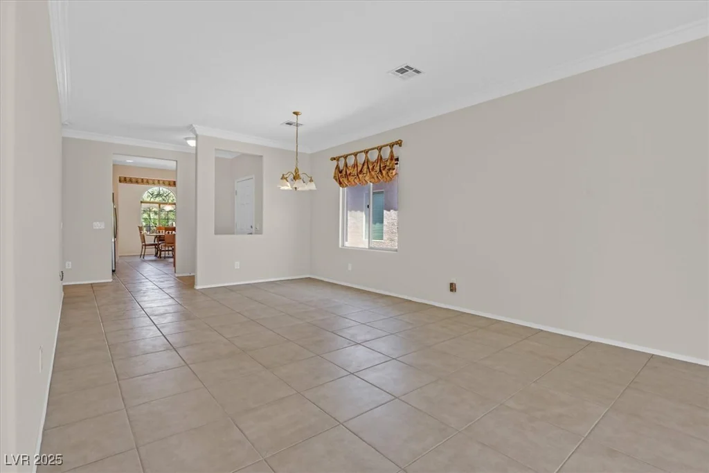 6039 TOKARA, Las Vegas, NV 89122