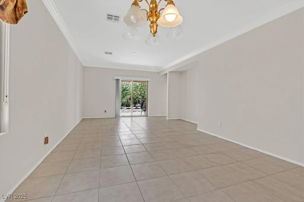 6039 TOKARA, Las Vegas, NV 89122