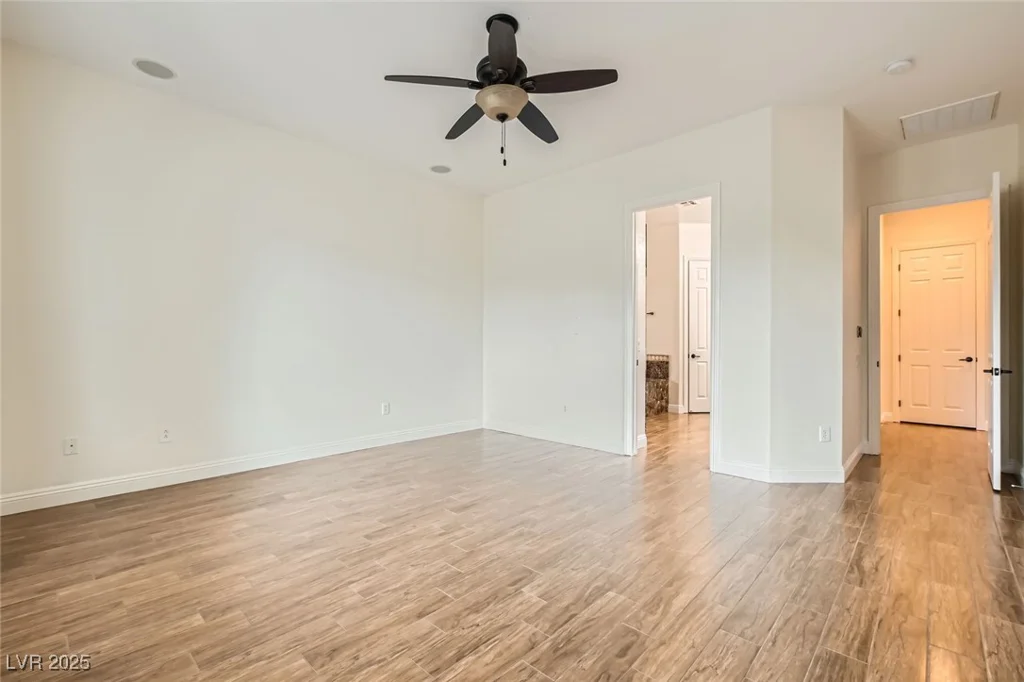 3805 Specula Wing, North Las Vegas, NV 89084