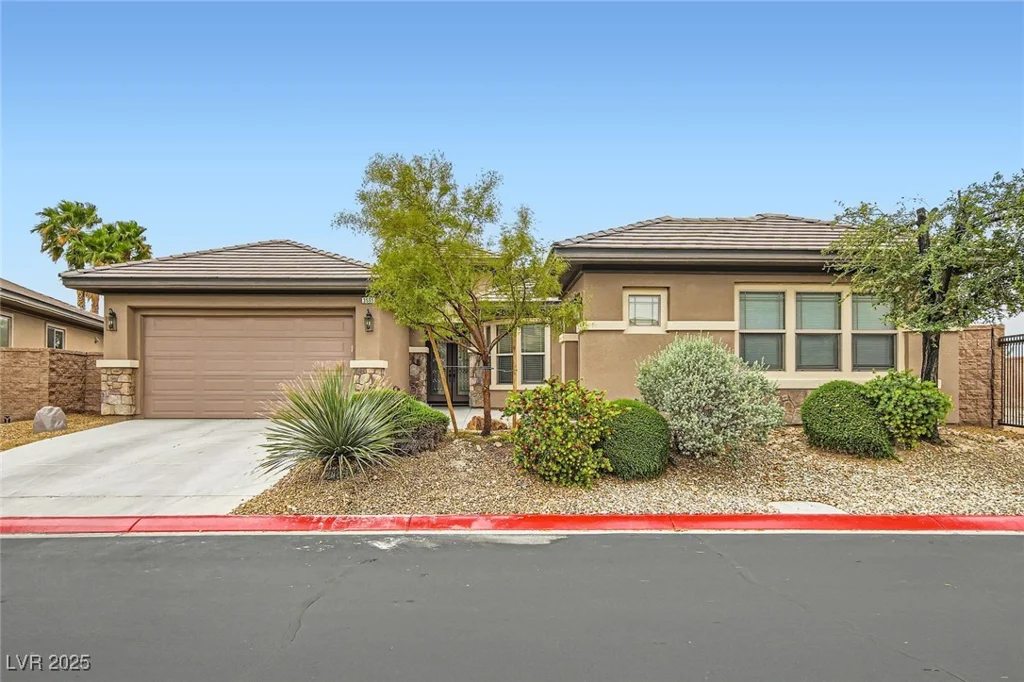 3805 Specula Wing, North Las Vegas, NV 89084