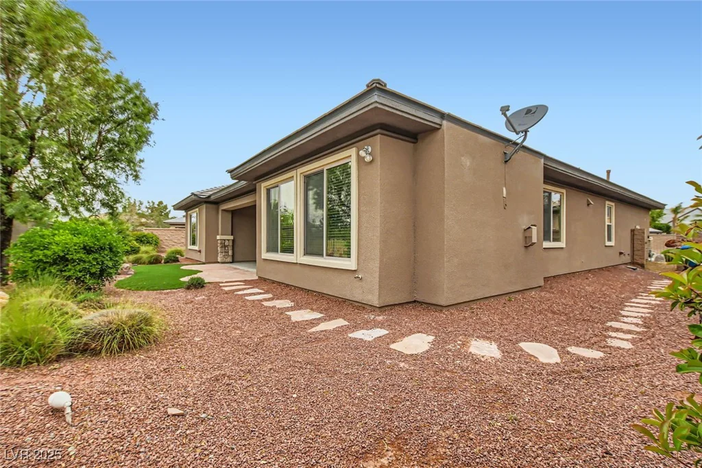 3805 Specula Wing, North Las Vegas, NV 89084