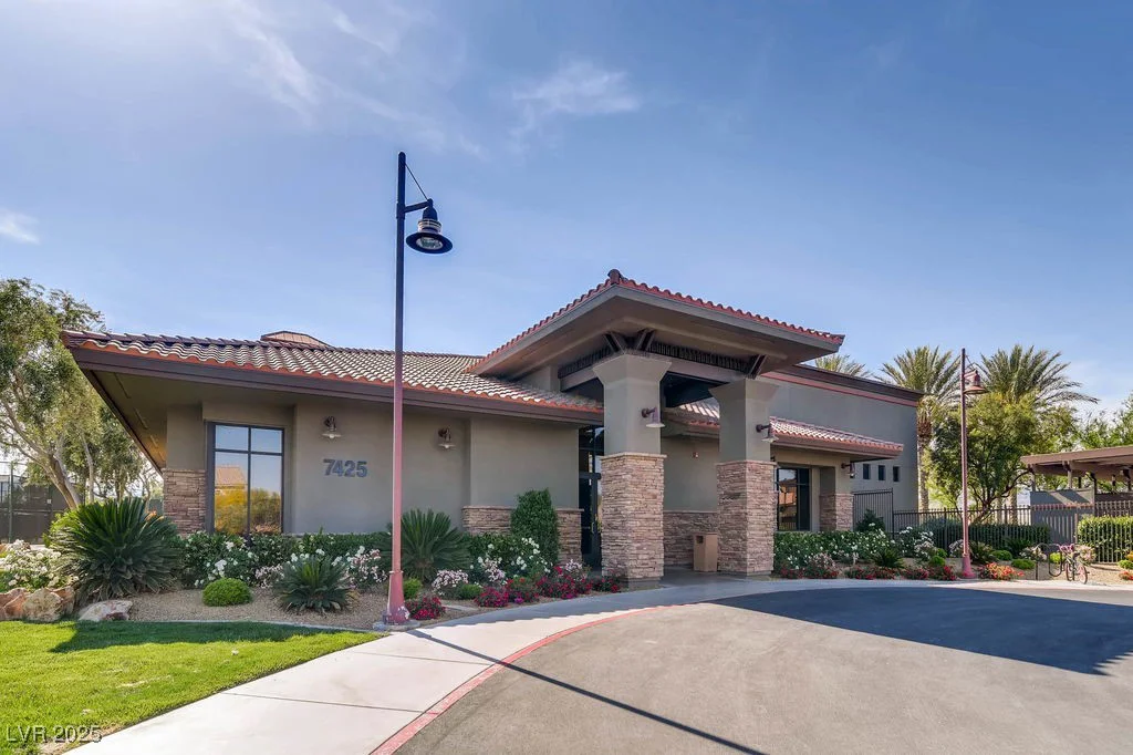 3805 Specula Wing, North Las Vegas, NV 89084