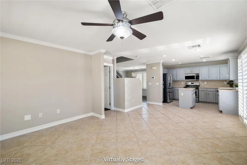 5695 Merced, Las Vegas, NV 89148