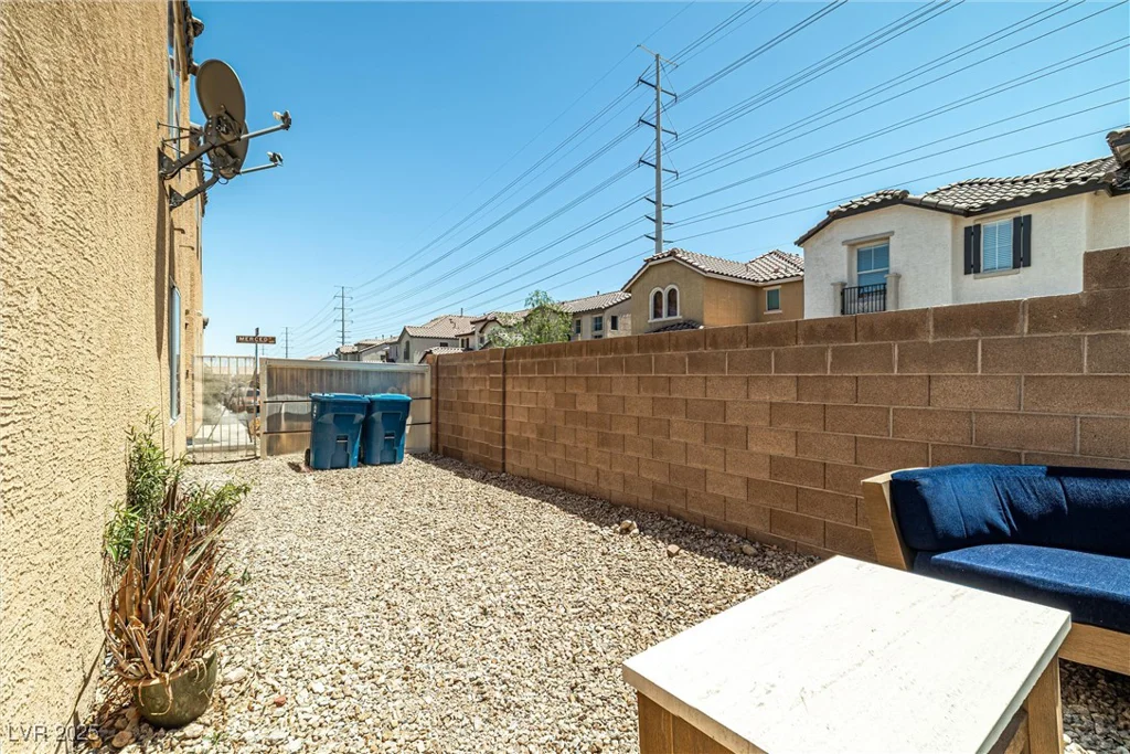 5695 Merced, Las Vegas, NV 89148