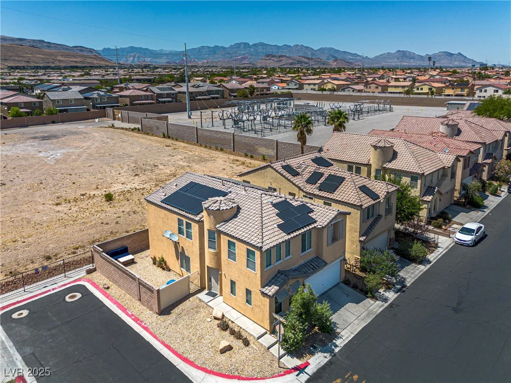 5695 Merced, Las Vegas, NV 89148