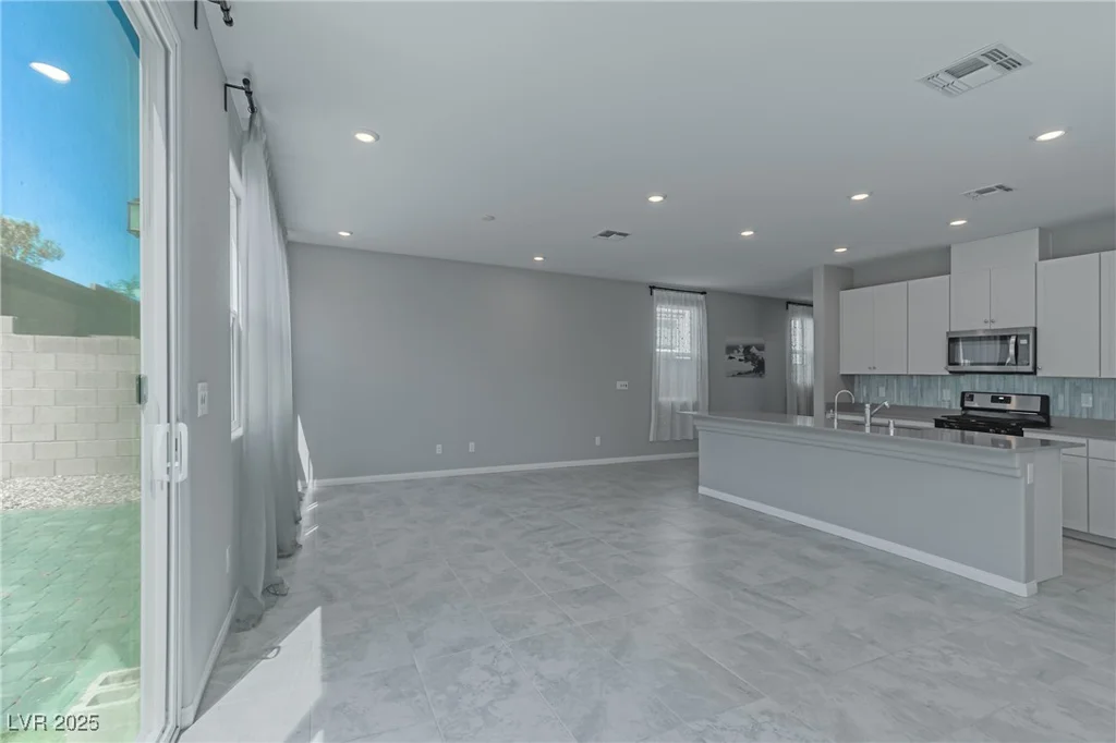 4589 Swimming Minnow, Las Vegas, NV 89141