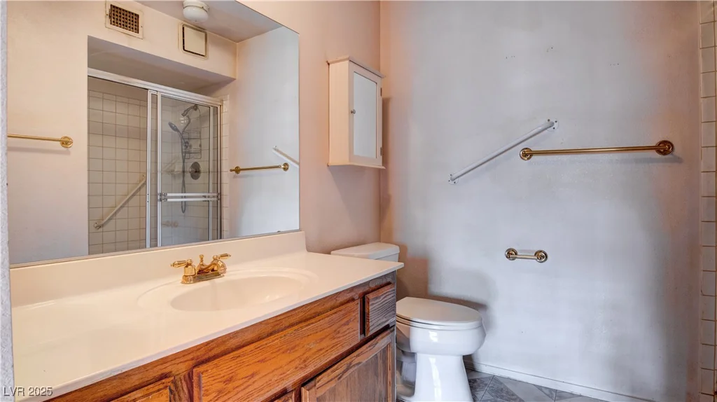 305 Crosswind, Las Vegas, NV 89145
