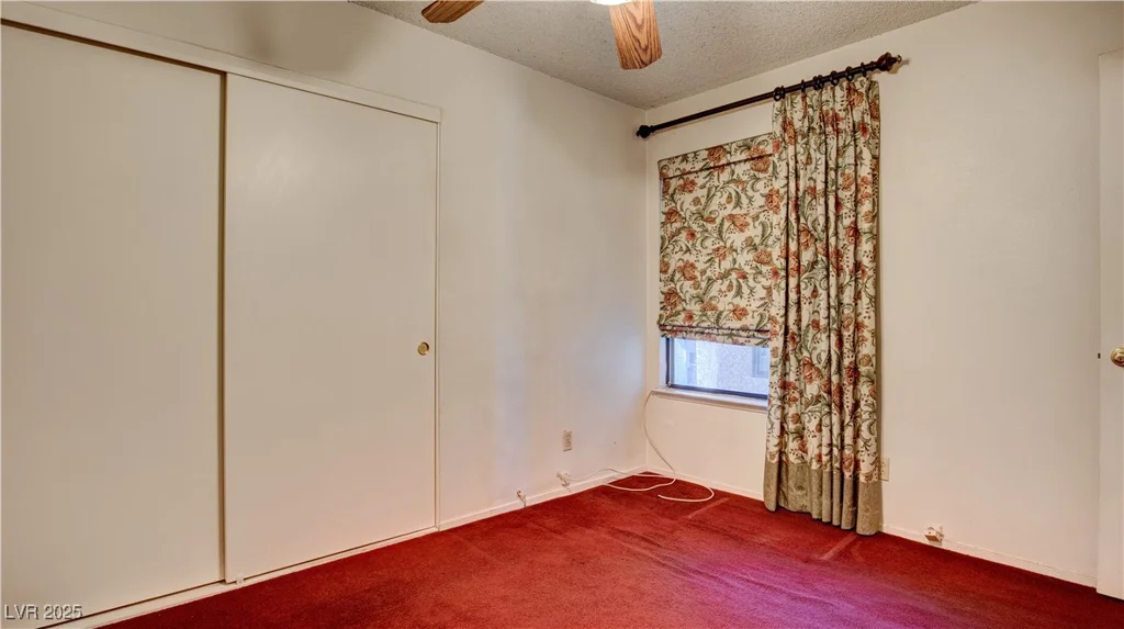 305 Crosswind, Las Vegas, NV 89145