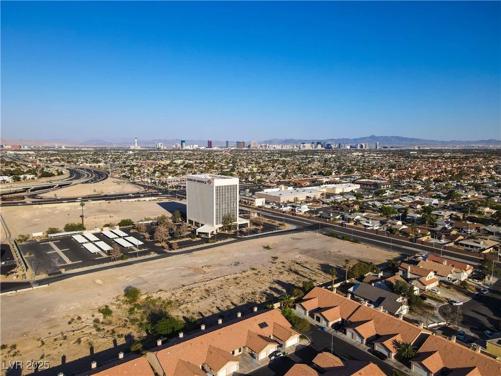 305 Crosswind, Las Vegas, NV 89145