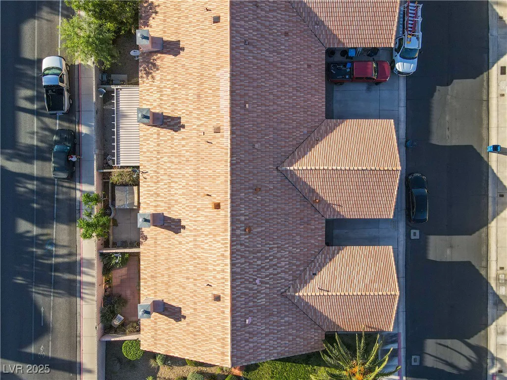 305 Crosswind, Las Vegas, NV 89145