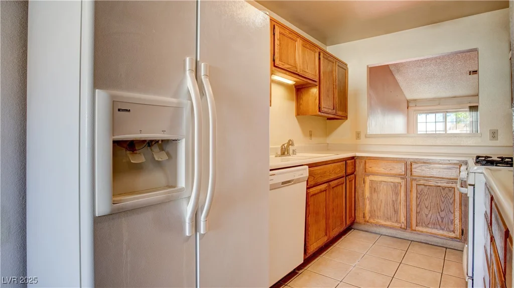 305 Crosswind, Las Vegas, NV 89145
