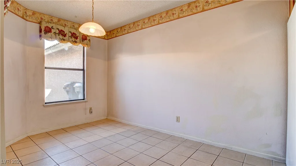 305 Crosswind, Las Vegas, NV 89145