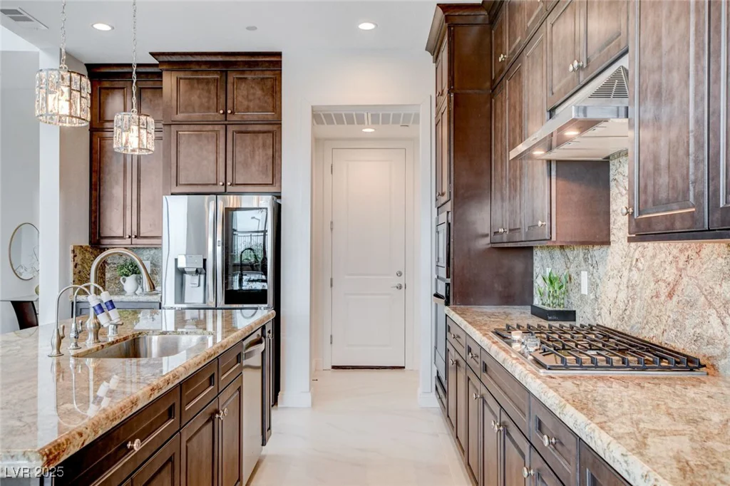 350 Gandara, Las Vegas, NV 89138