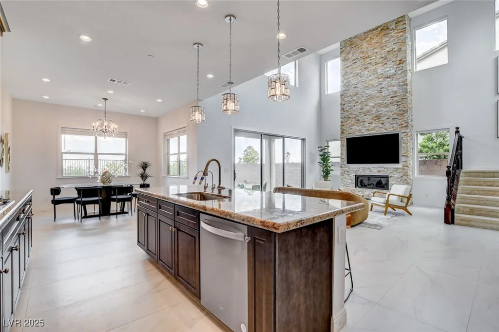 350 Gandara, Las Vegas, NV 89138