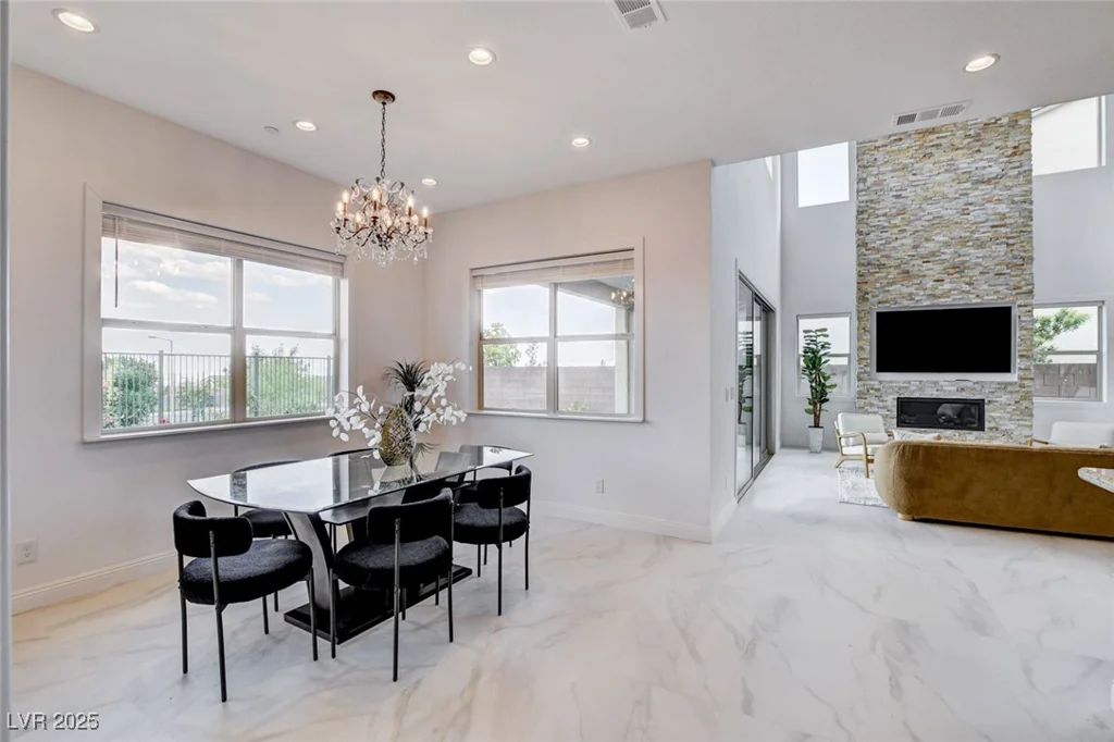 350 Gandara, Las Vegas, NV 89138