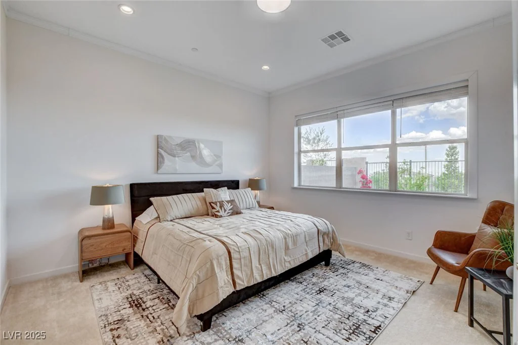 350 Gandara, Las Vegas, NV 89138