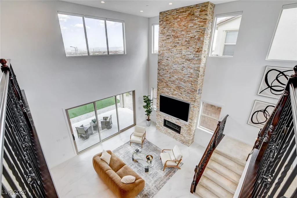 350 Gandara, Las Vegas, NV 89138