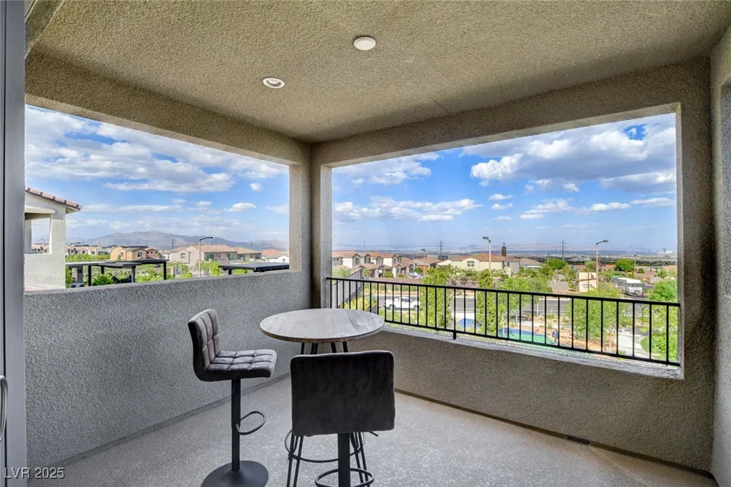 350 Gandara, Las Vegas, NV 89138
