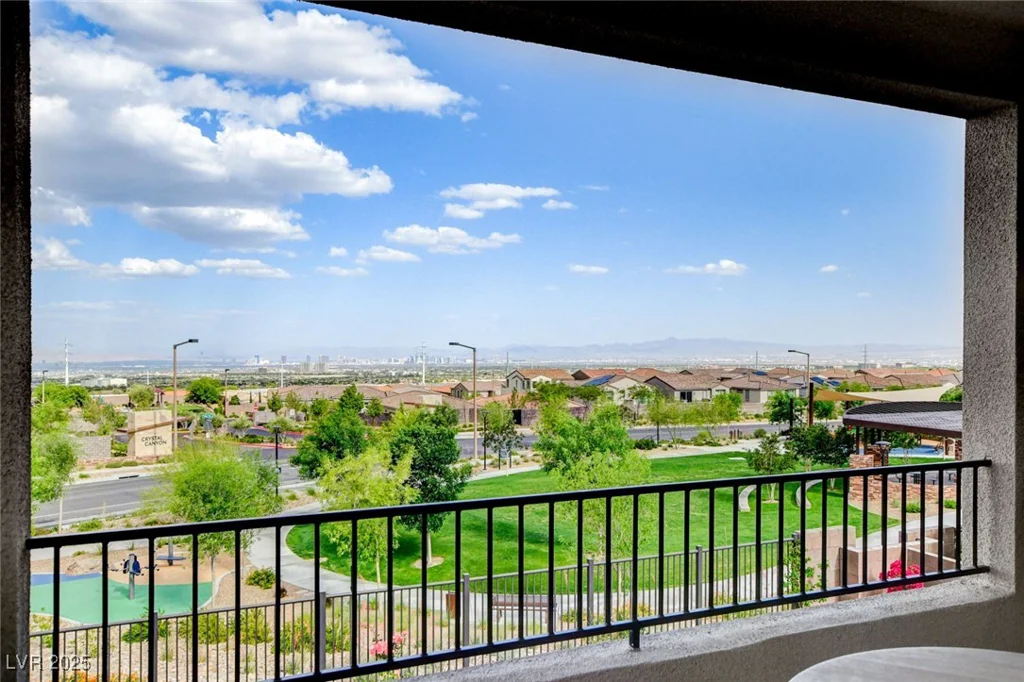 350 Gandara, Las Vegas, NV 89138