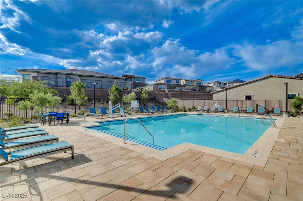 350 Gandara, Las Vegas, NV 89138
