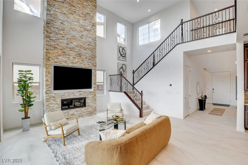 350 Gandara, Las Vegas, NV 89138