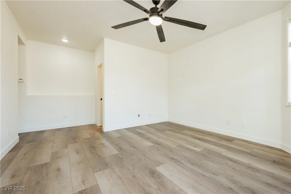 25 Blue Valley, Henderson, NV 89002