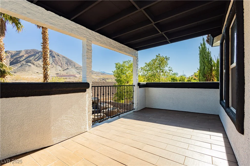 25 Blue Valley, Henderson, NV 89002