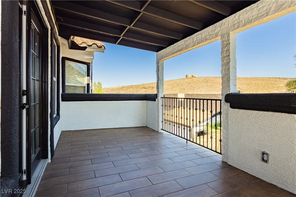 25 Blue Valley, Henderson, NV 89002