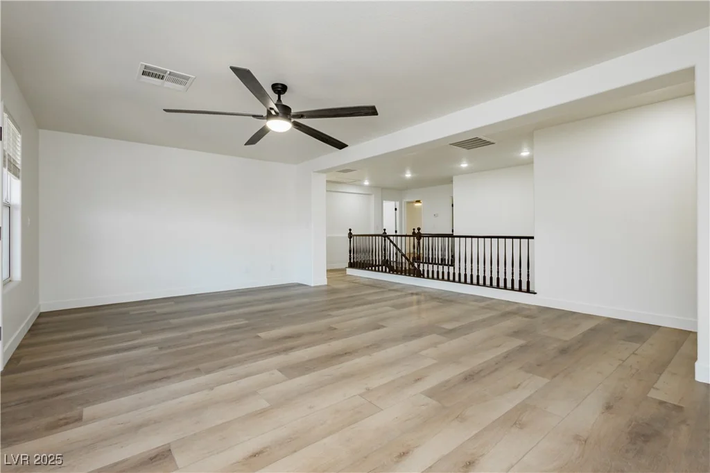 25 Blue Valley, Henderson, NV 89002