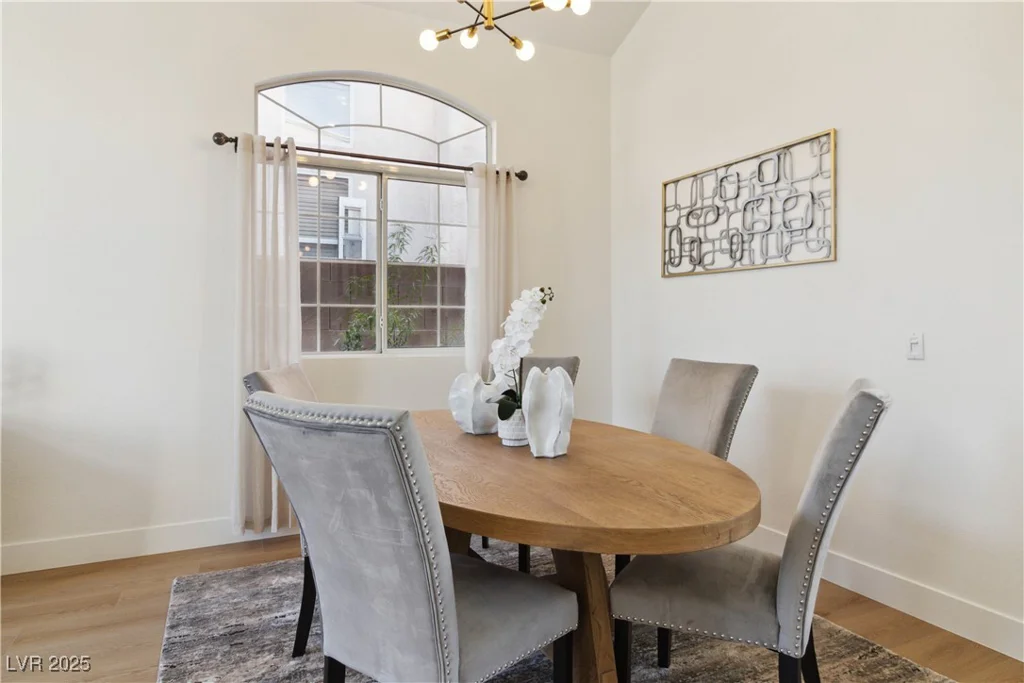 8714 Las Posas, Las Vegas, NV 89147