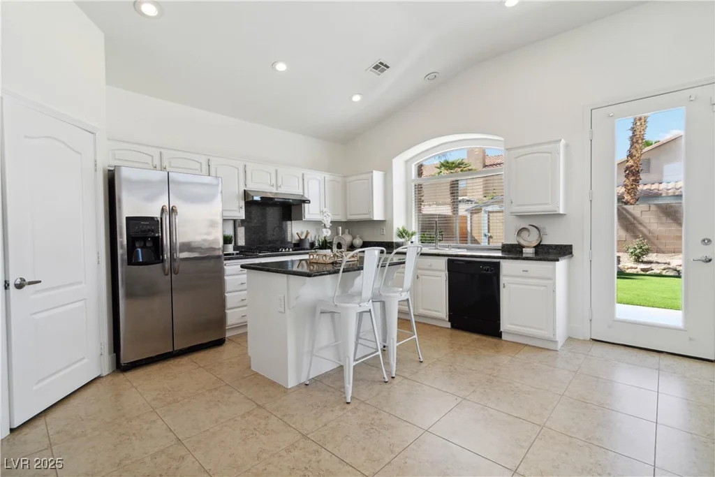 8714 Las Posas, Las Vegas, NV 89147