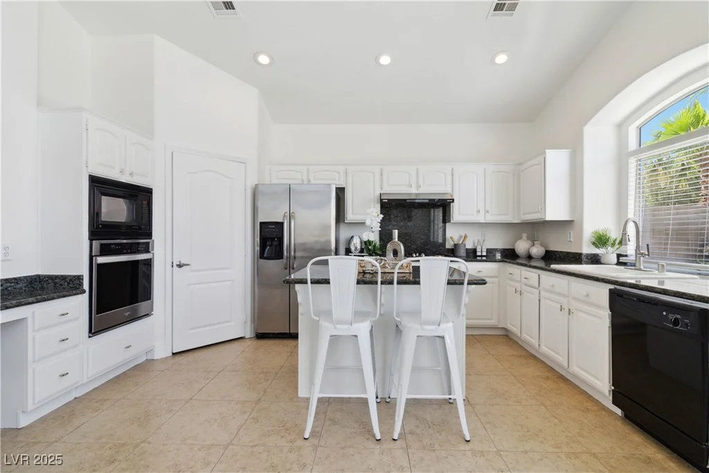 8714 Las Posas, Las Vegas, NV 89147