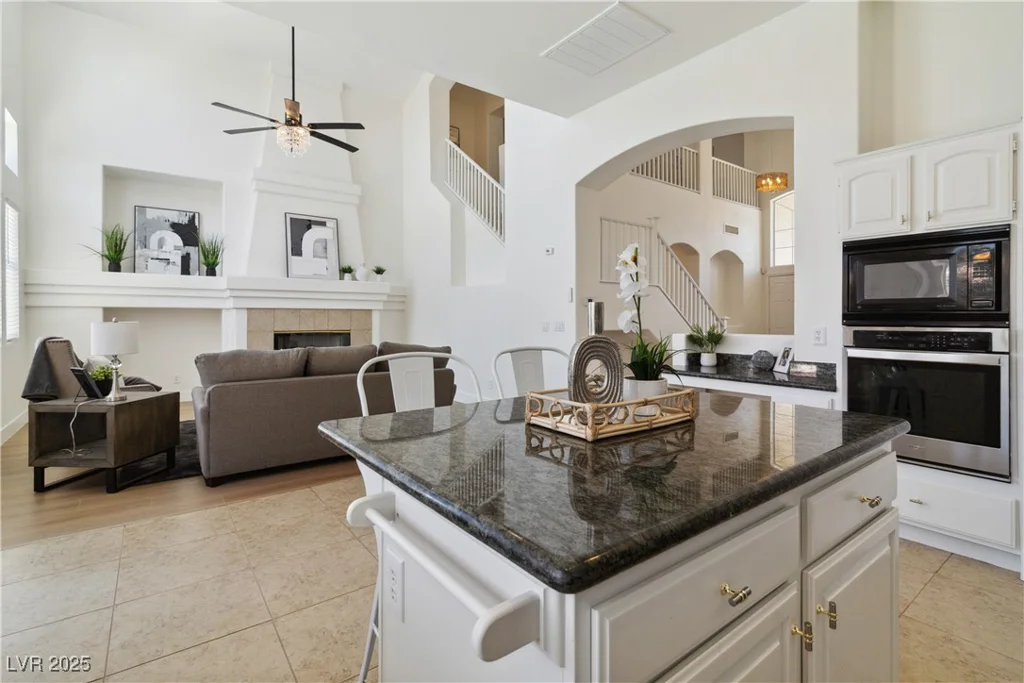 8714 Las Posas, Las Vegas, NV 89147