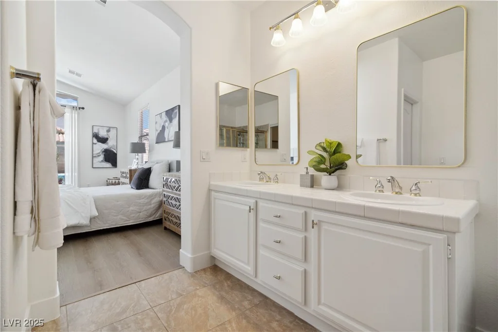 8714 Las Posas, Las Vegas, NV 89147