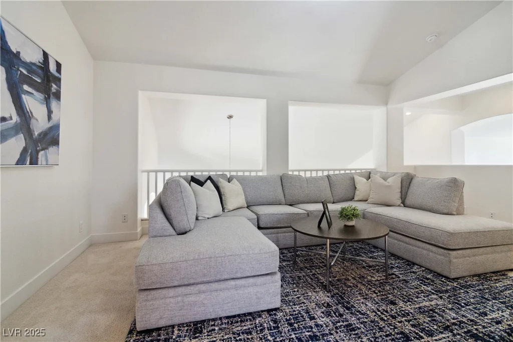 8714 Las Posas, Las Vegas, NV 89147