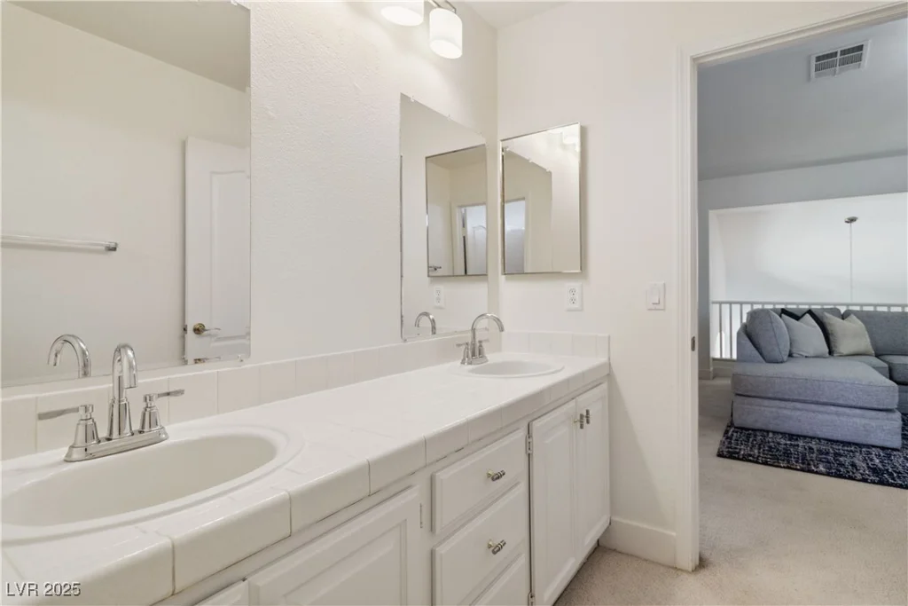 8714 Las Posas, Las Vegas, NV 89147