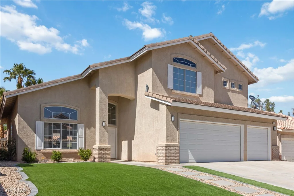 8714 Las Posas, Las Vegas, NV 89147