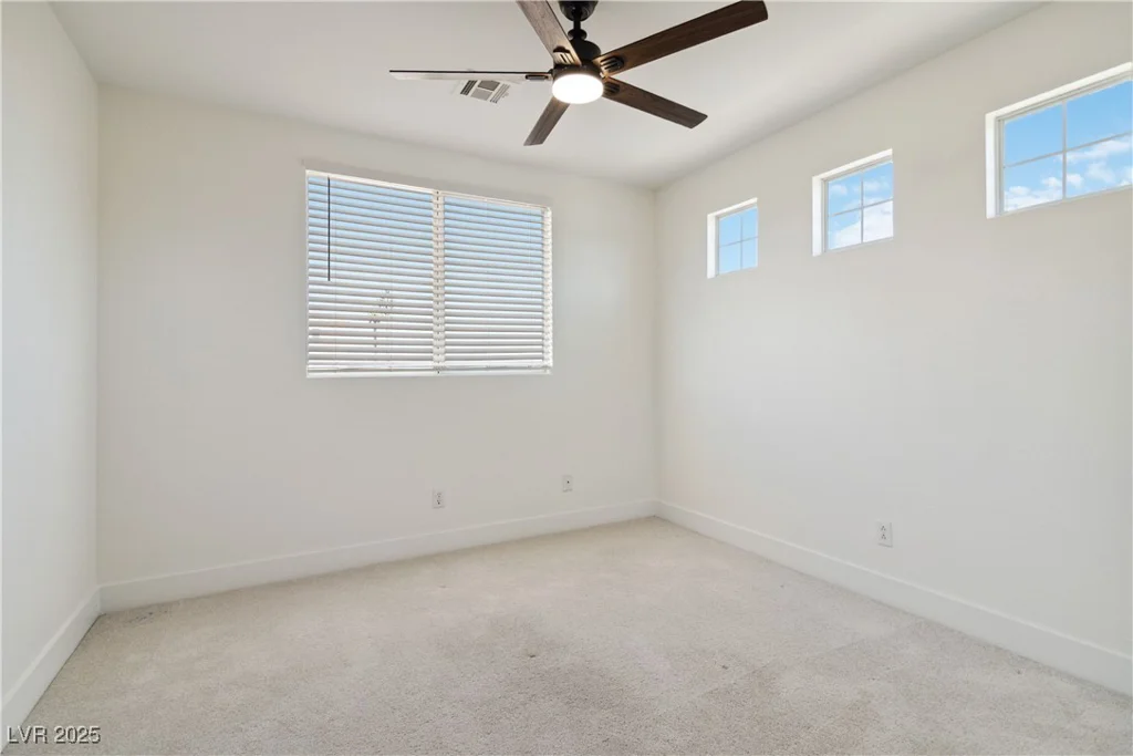 8714 Las Posas, Las Vegas, NV 89147