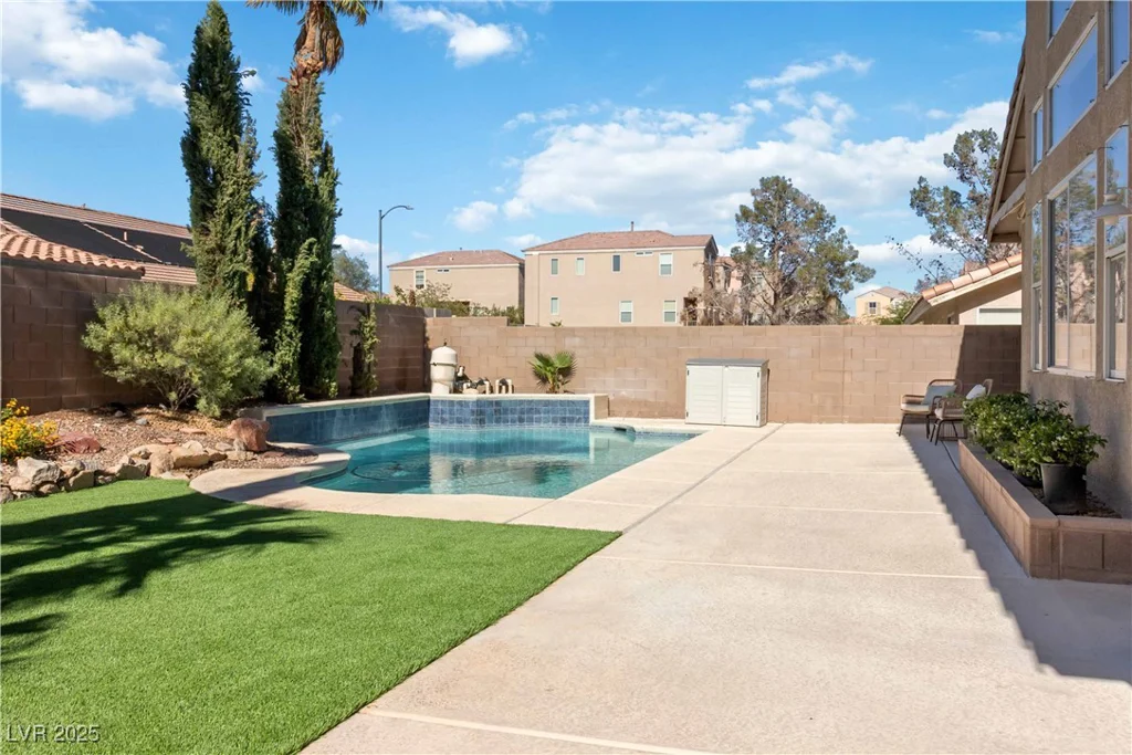 8714 Las Posas, Las Vegas, NV 89147