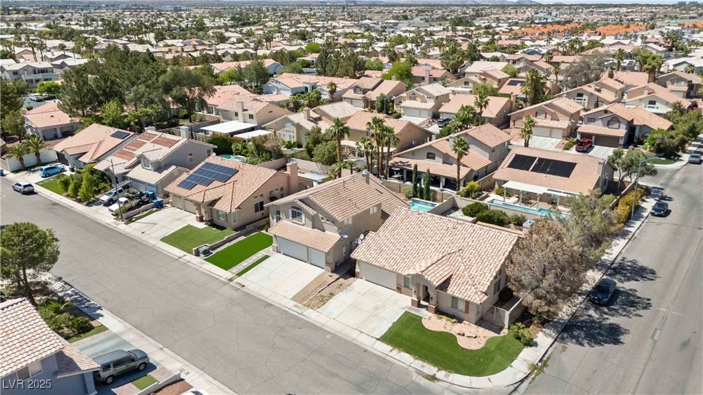 8714 Las Posas, Las Vegas, NV 89147