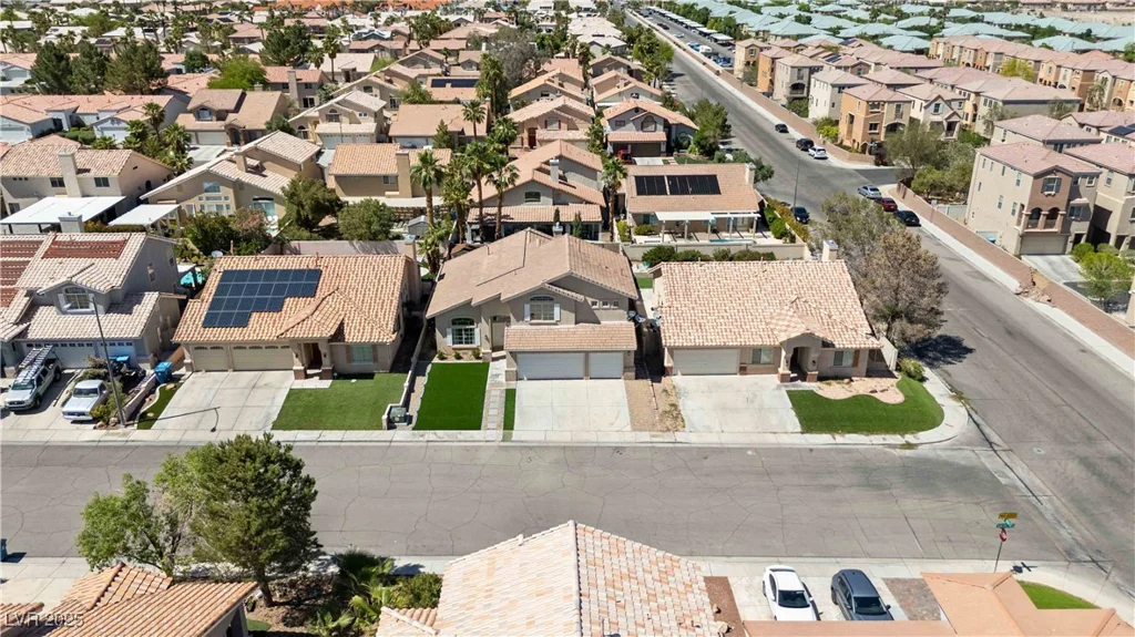 8714 Las Posas, Las Vegas, NV 89147