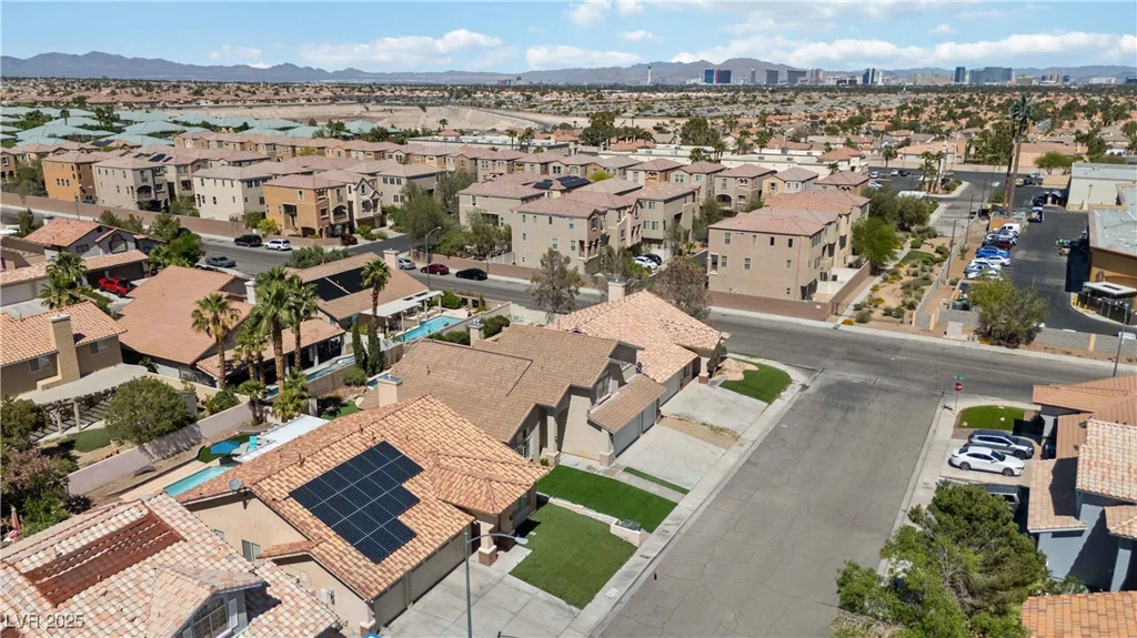 8714 Las Posas, Las Vegas, NV 89147