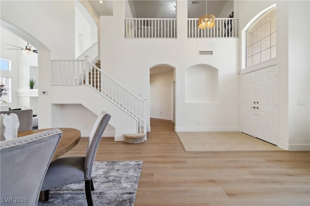 8714 Las Posas, Las Vegas, NV 89147