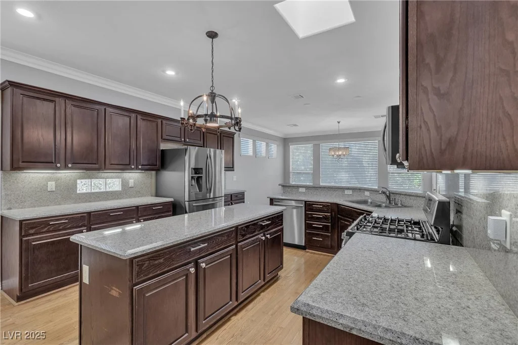 4227 Pacifico, Las Vegas, NV 89135