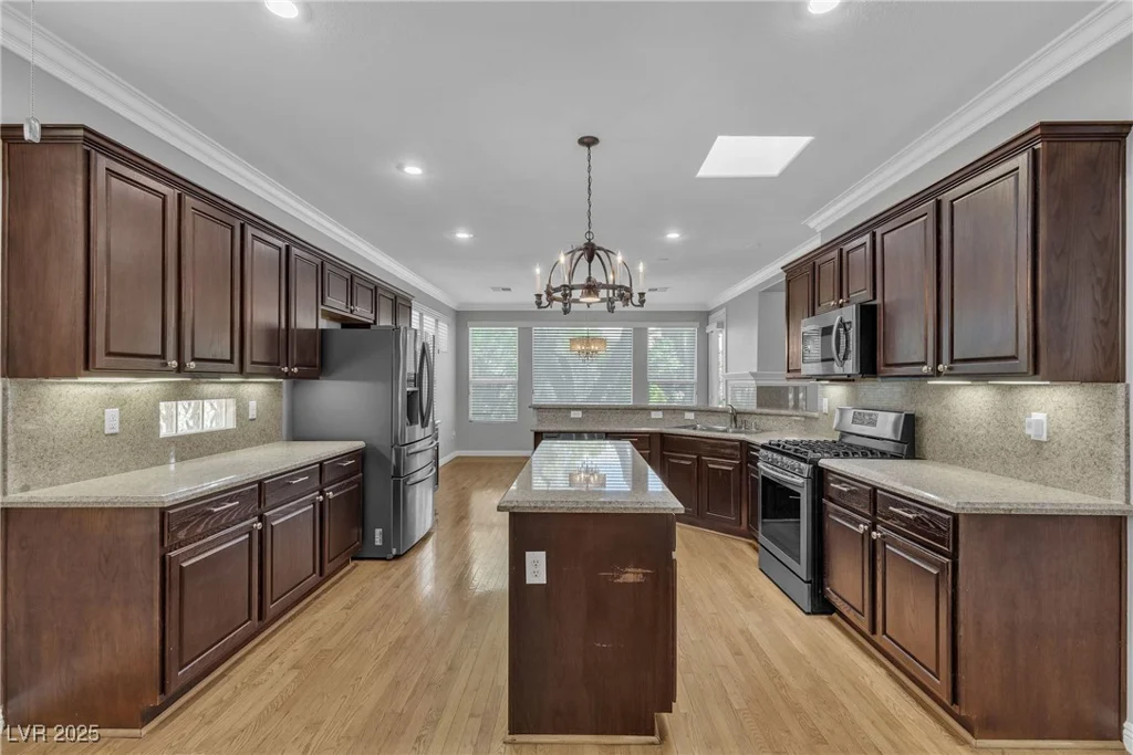 4227 Pacifico, Las Vegas, NV 89135