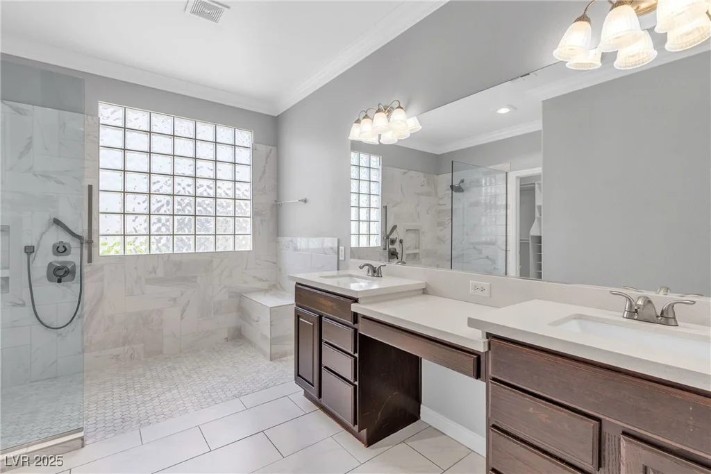 4227 Pacifico, Las Vegas, NV 89135